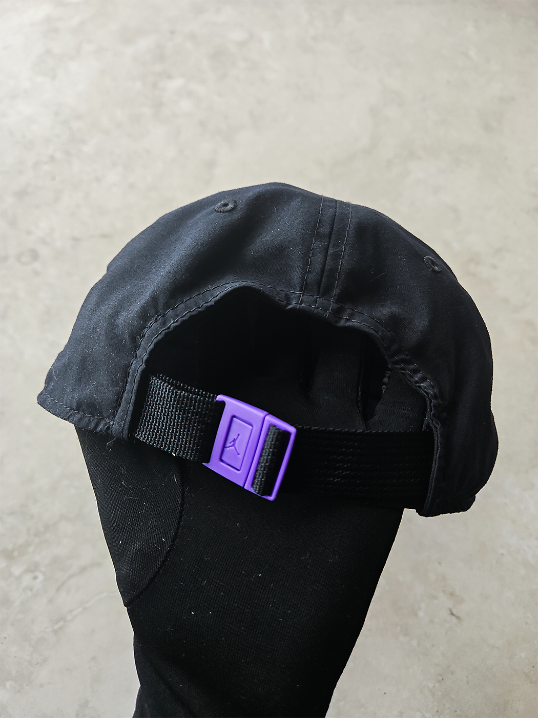 gorra jordan negra 2